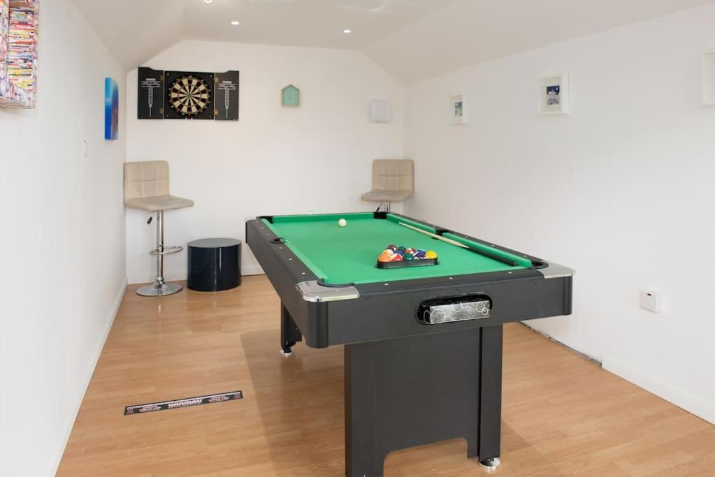 4 Bed Luxury Family In The Heart Of Holiday home